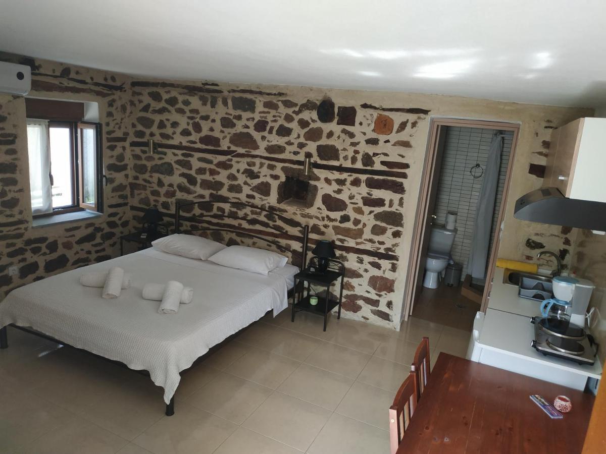 Villa Marianthi'S Stone House Agios Nikolaos  Exterior foto